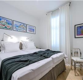 4 Bedroom Villa with Pool in Dubrovnik City, sleeps 8